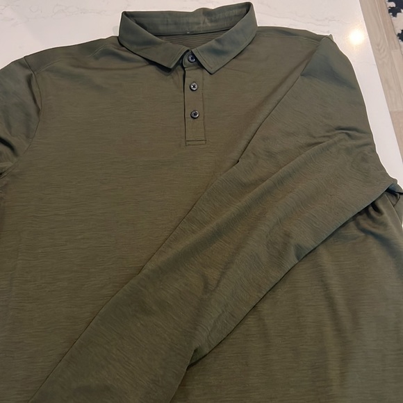 Lululemon xxl long sleeve shirts 3 of them - Picture 7 of 7